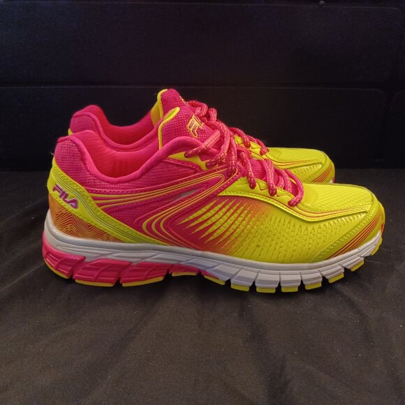 Fila Cool Max athletic Running Sneakers Size 6.5 - Picture 1 of 8